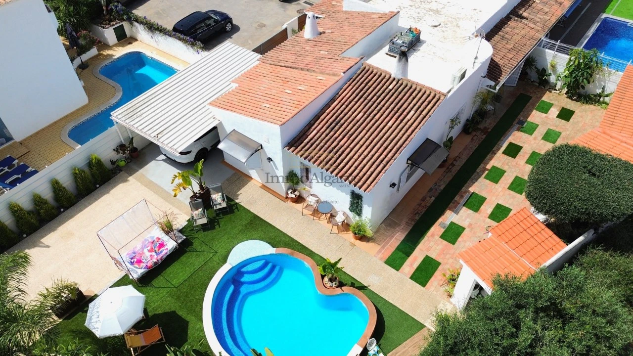 Moradia T3 para Venda em Albufeira e Olhos de Água Foto 3