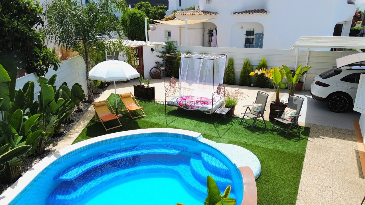 Moradia T3 para Venda em Albufeira e Olhos de Água Foto 6