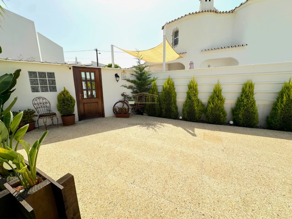 Moradia T3 para Venda em Albufeira e Olhos de Água Foto 17