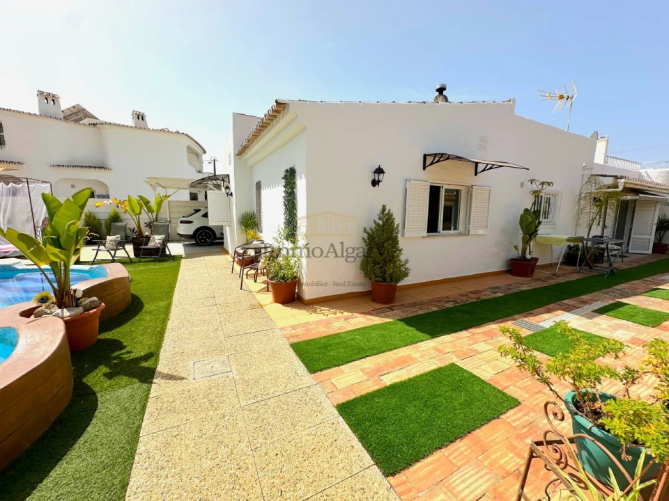 Moradia T3 para Venda em Albufeira e Olhos de Água Foto 19