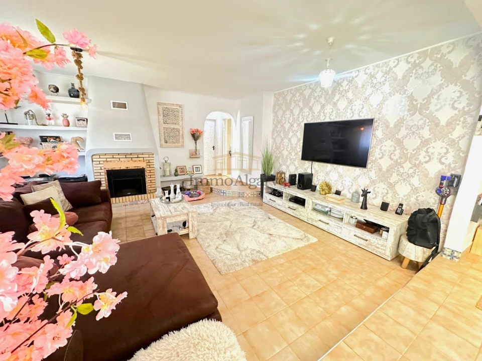 Moradia T3 para Venda em Albufeira e Olhos de Água Foto 32