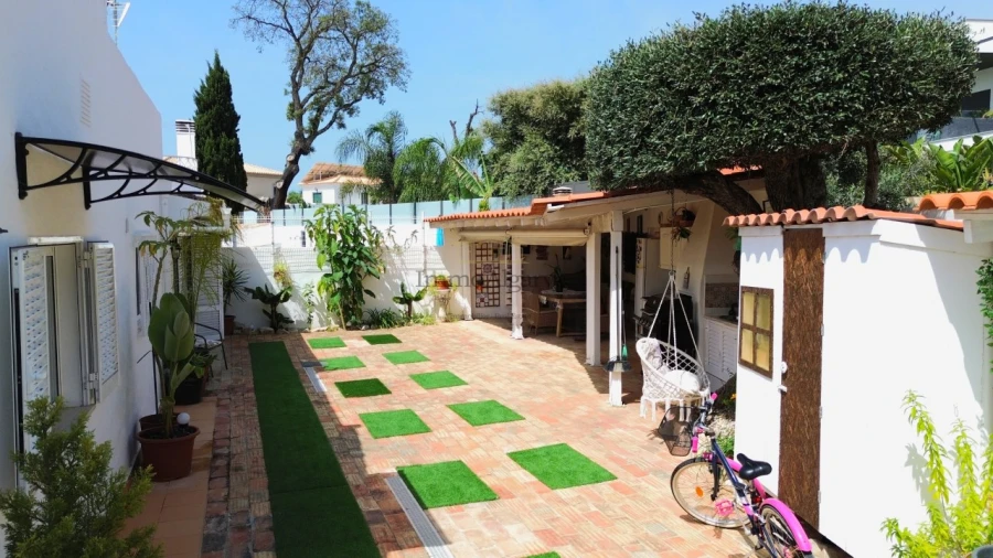 Moradia T3 para Venda em Albufeira e Olhos de Água Foto 18