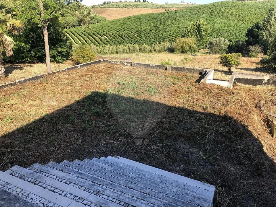 Moradia T3 para Venda em Manique do Intendente, Vila Nova de São Pedro e Maçussa Foto 37