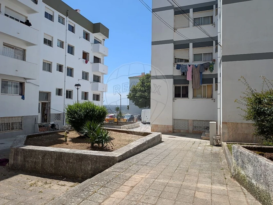 Apartamento T2 para Venda em Odivelas Foto 19
