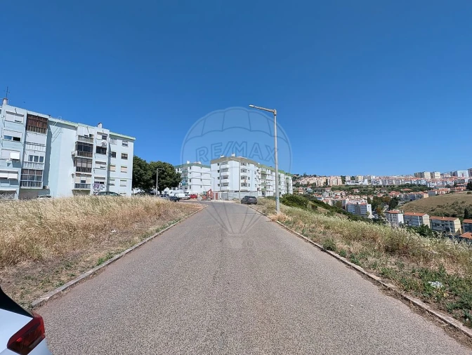 Apartamento T2 para Venda em Odivelas Foto 7