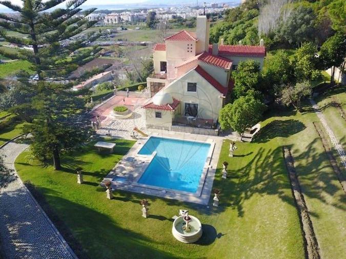 Moradia T10 para Venda em Costa da Caparica Foto 2