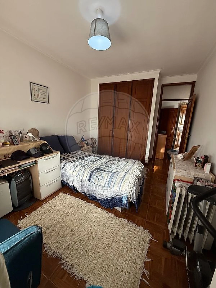 Apartamento T2 para Venda em Santa Maria de Lamas Foto 12