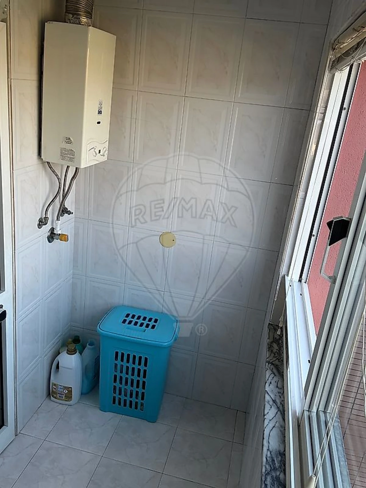 Apartamento T2 para Venda em Santa Maria de Lamas Foto 18