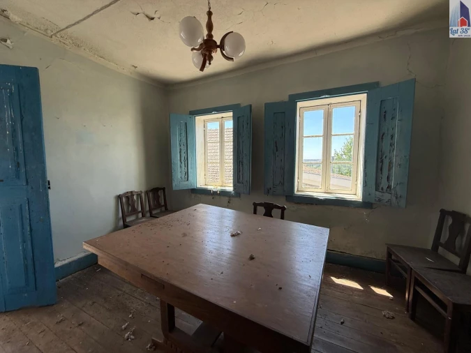 Moradia T5 para Venda em Seixo da Beira Foto 6