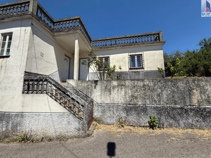 Moradia T5 para Venda em Seixo da Beira Foto 7