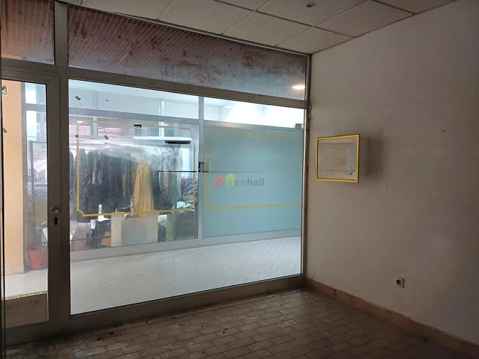 Loja para Venda em Alto do Seixalinho, Santo André e Verderena Foto 1