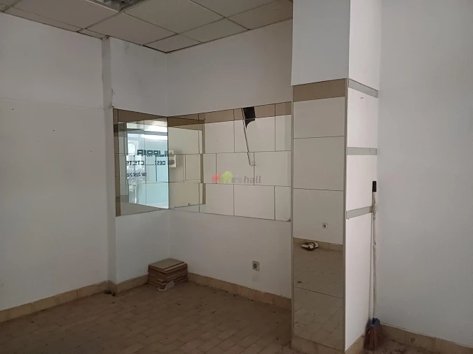 Loja para Venda em Alto do Seixalinho, Santo André e Verderena Foto 4