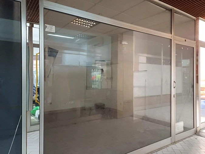 Loja para Venda em Alto do Seixalinho, Santo André e Verderena Foto 3