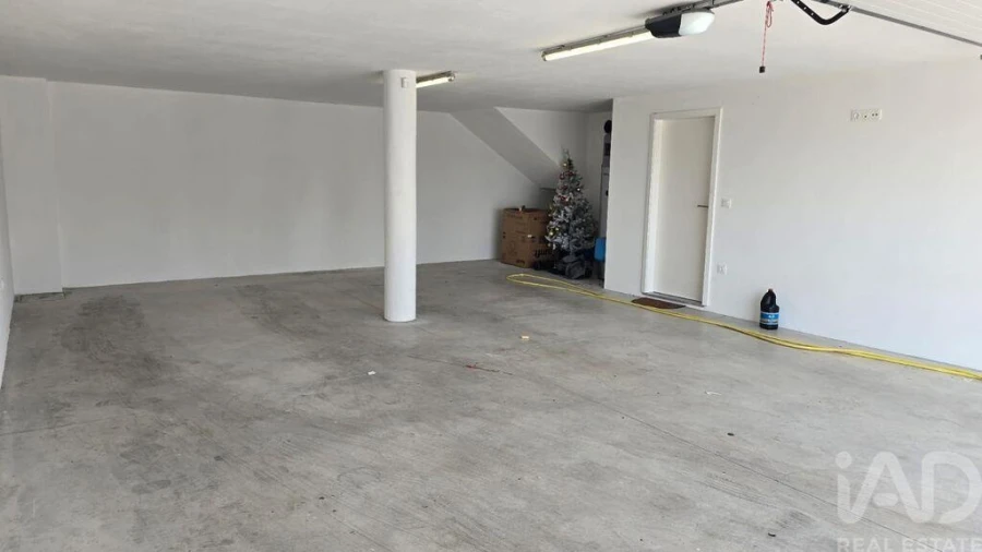 Moradia T3 para Venda em Louredo Foto 24