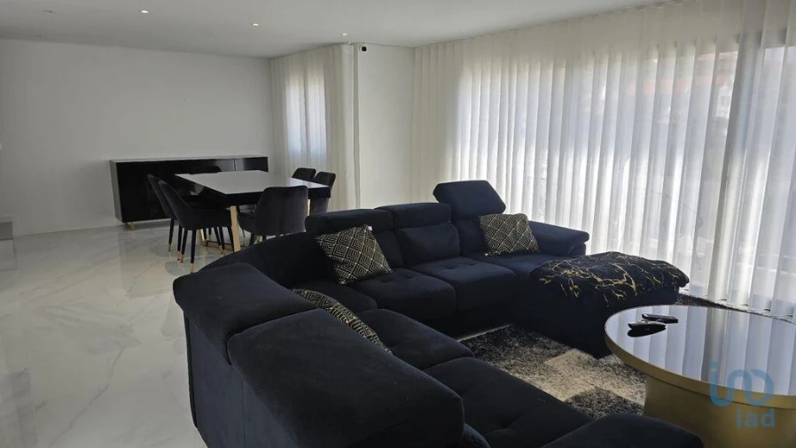 Moradia T3 para Venda em Louredo Foto 3