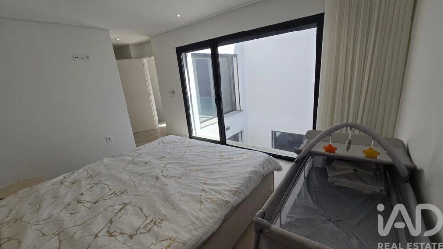 Moradia T3 para Venda em Louredo Foto 17