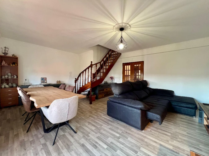 Moradia T5 para Venda em Ega Foto 1