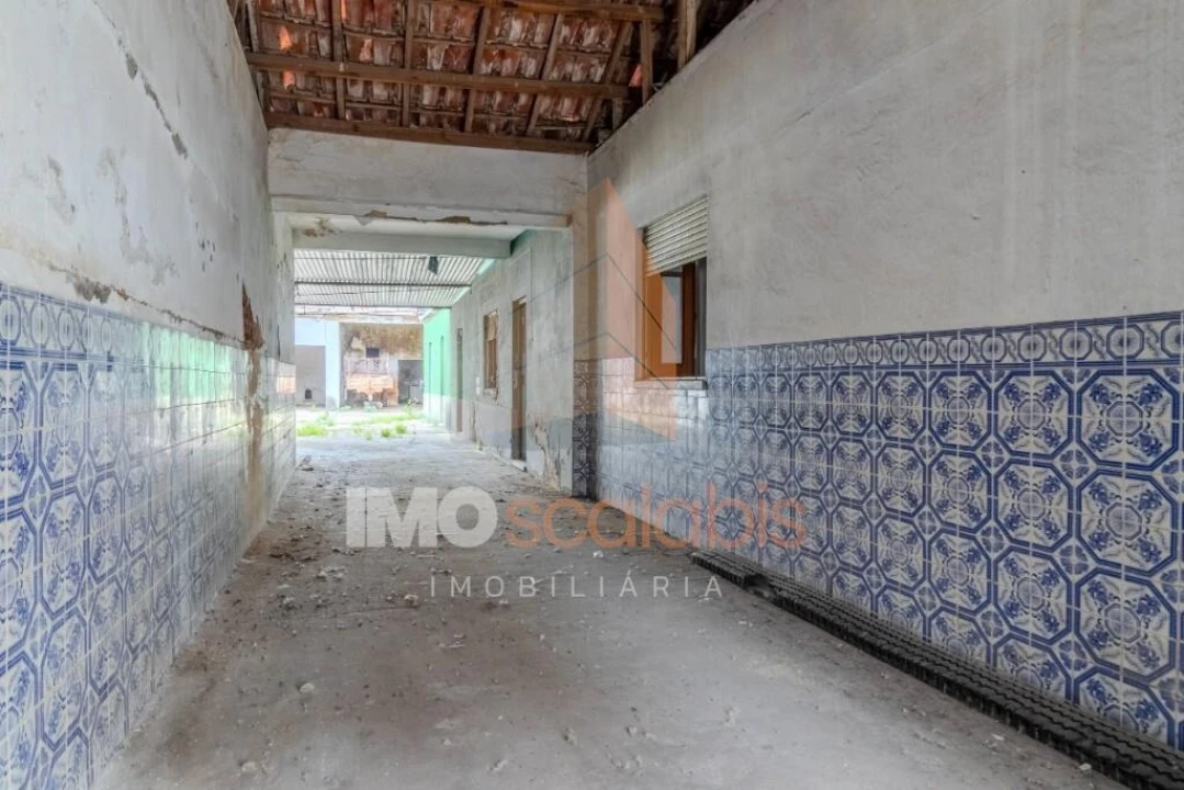 Moradia T4 para Venda em Almeirim Foto 8