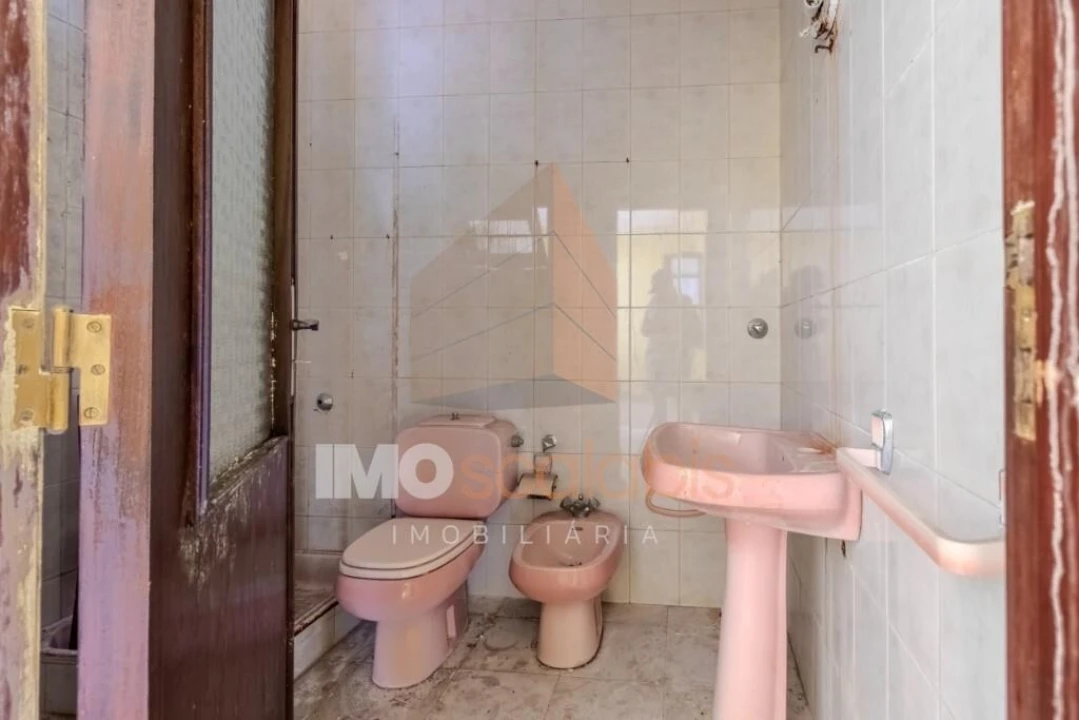 Moradia T4 para Venda em Almeirim Foto 25