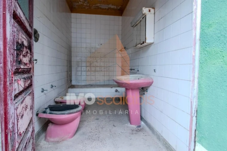 Moradia T4 para Venda em Almeirim Foto 17