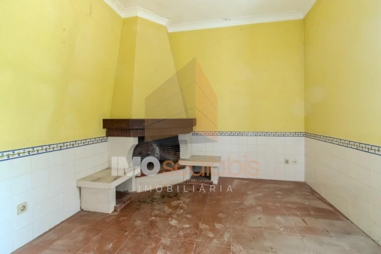 Moradia T4 para Venda em Almeirim Foto 24