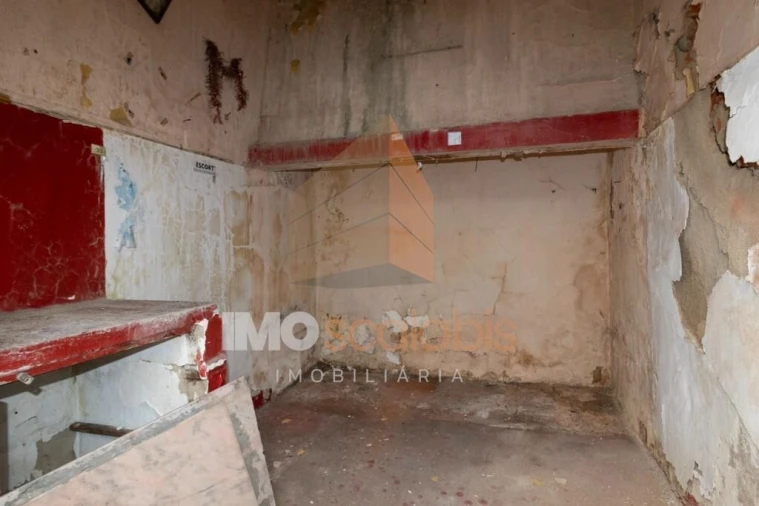 Moradia T4 para Venda em Almeirim Foto 16