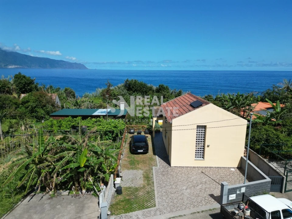 Moradia T2 para Venda em Ponta Delgada Foto 6