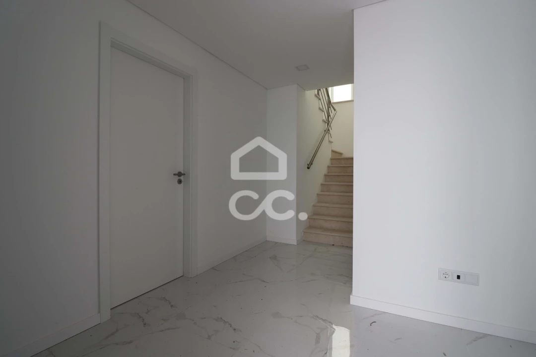 Moradia T3 para Venda em Arazede Foto 12