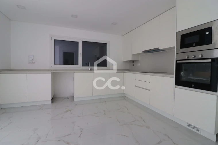 Moradia T3 para Venda em Arazede Foto 3