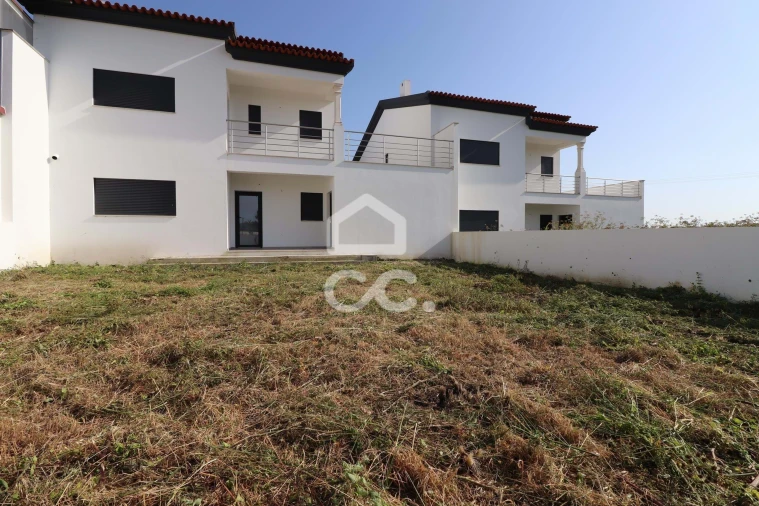 Moradia T3 para Venda em Arazede Foto 17