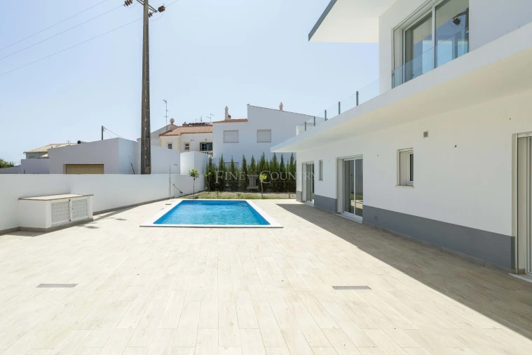 Moradia T4 para Venda em Altura Foto 33