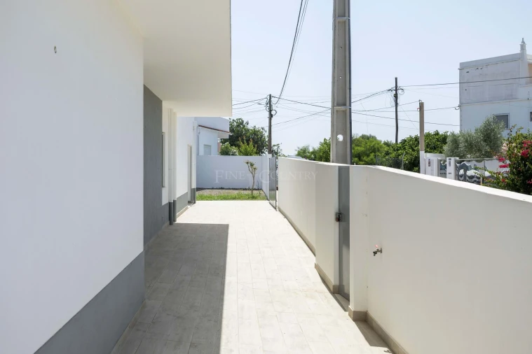 Moradia T4 para Venda em Altura Foto 35