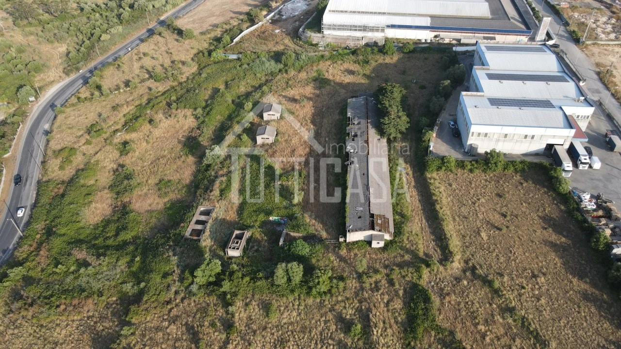Terreno Comércio / Armazém para Venda em Venda do Pinheiro e Santo Estêvão das Galés Foto 8