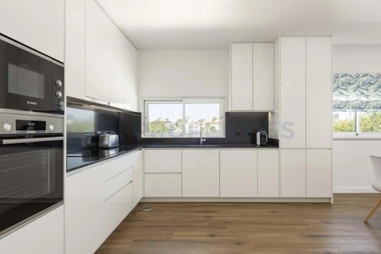 Apartamento T3 para Venda em Albufeira e Olhos de Água Foto 10