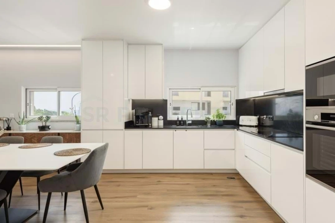 Apartamento T3 para Venda em Albufeira e Olhos de Água Foto 12