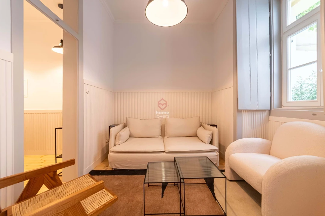 Apartamento T2 para Venda em Misericórdia Foto 5