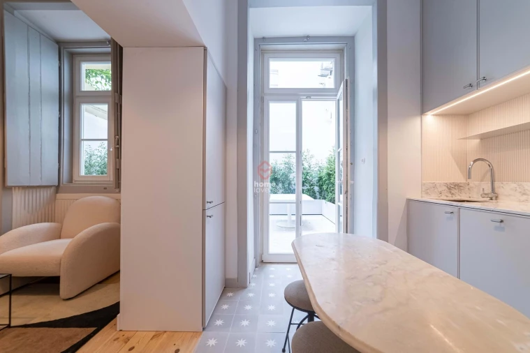 Apartamento T2 para Venda em Misericórdia Foto 4