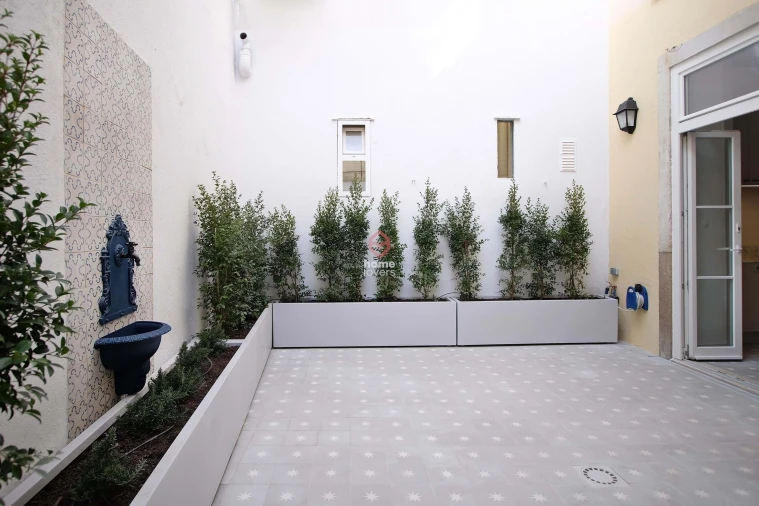 Apartamento T2 para Venda em Misericórdia Foto 25