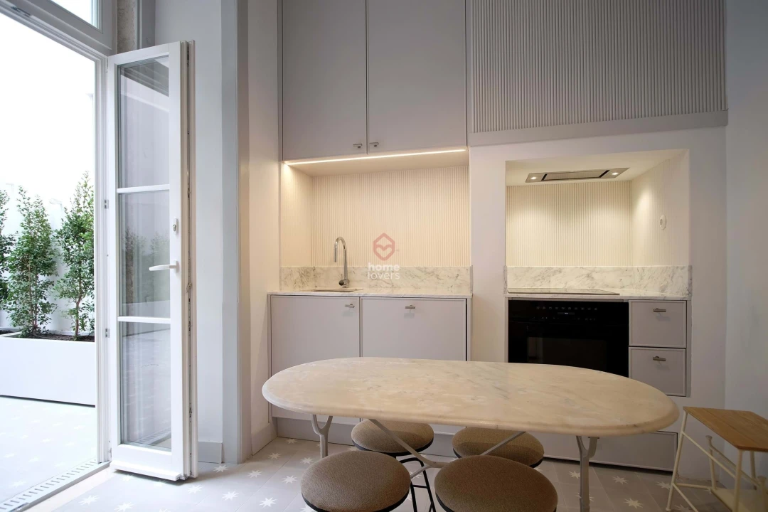 Apartamento T2 para Venda em Misericórdia Foto 10