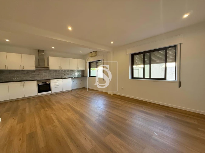 Apartamento T3 para Venda em Cartaxo e Vale da Pinta Foto 3