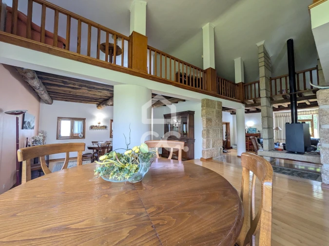 Moradia T4 para Venda em Vale de Anta Foto 4