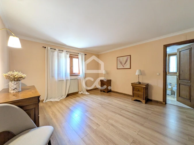 Moradia T4 para Venda em Vale de Anta Foto 44