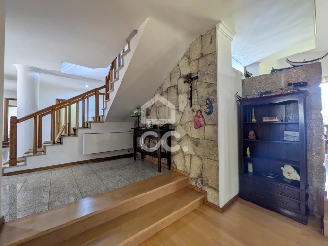 Moradia T4 para Venda em Vale de Anta Foto 32