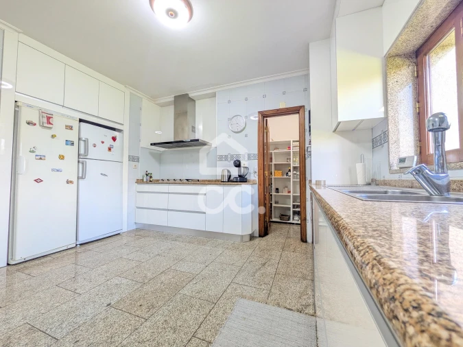 Moradia T4 para Venda em Vale de Anta Foto 17