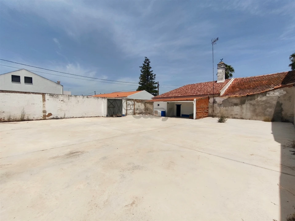 Moradia T2 para Venda em Alvalade Foto 21