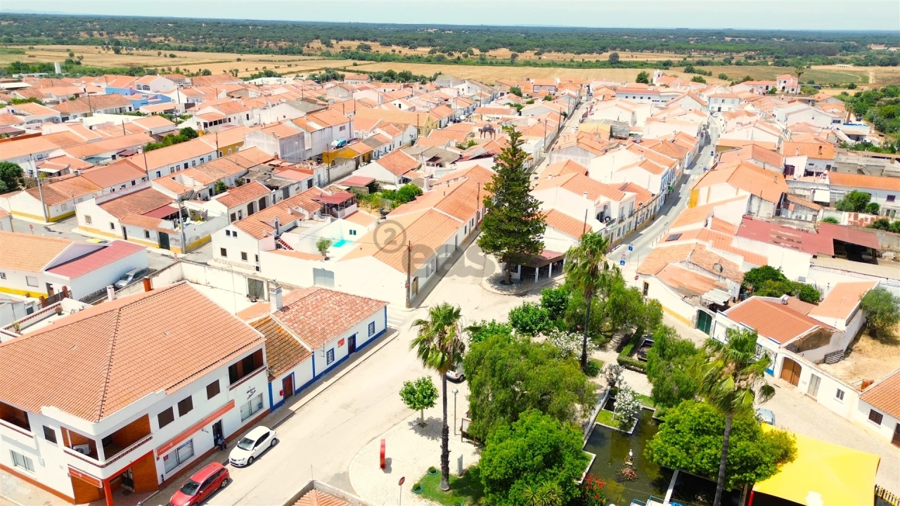 Moradia T2 para Venda em Alvalade Foto 29