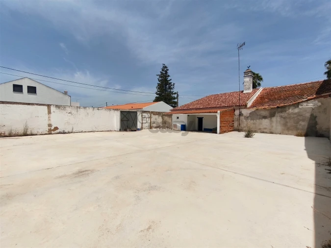 Moradia T2 para Venda em Alvalade Foto 21