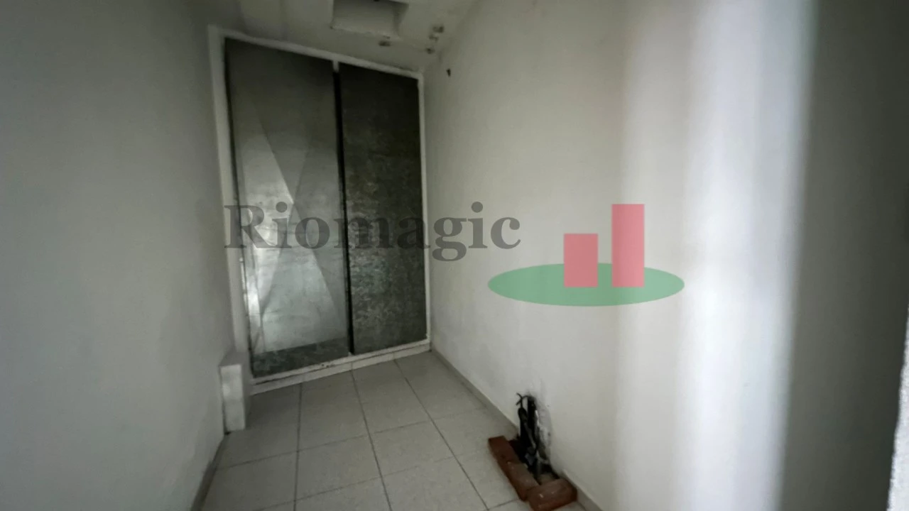 Loja para Arrendamento em Rio Maior Foto 23