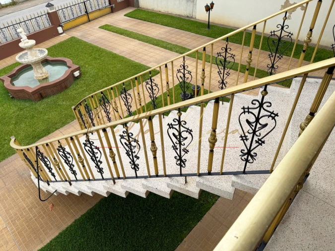 Moradia T4 para Venda em Branca Foto 40