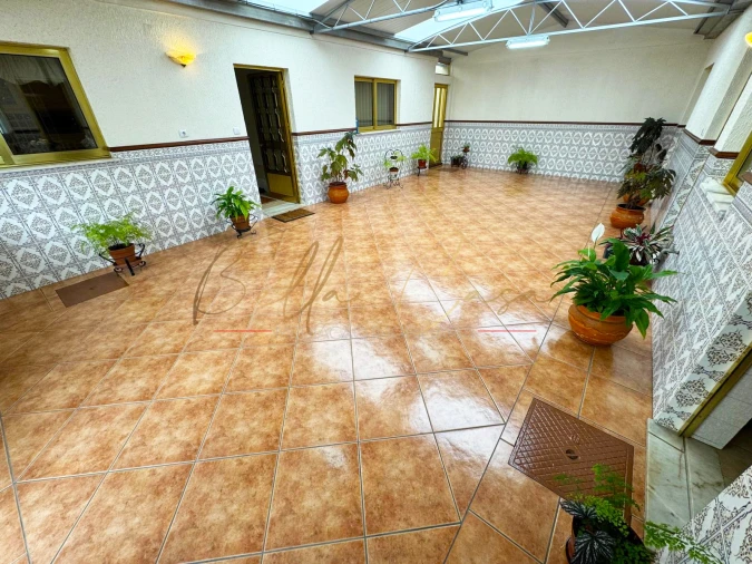 Moradia T4 para Venda em Branca Foto 14